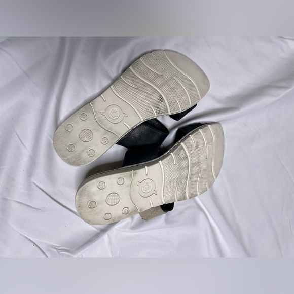 Born Blakely Slide Sandal - Size 6 - Picture 5 of 7